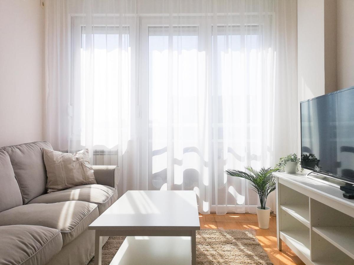 Filinhome Papa Suite 4 Újvidék Kültér fotó